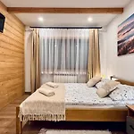 Jaworowe Izby Z Balia Z Hydromasazem I Sauna Apartment Bukowina Tatrzańska