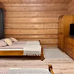아파트 Jaworowe Izby Z Balia Z Hydromasazem I Sauna 부코비나 타트잔스카