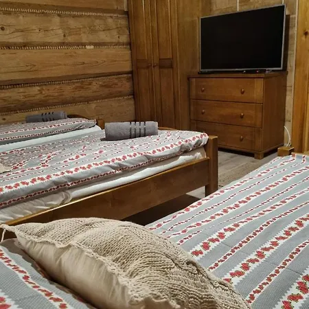 Jaworowe Izby Z Balia Z Hydromasazem I Sauna Апартаменты Буковина-Татшаньска