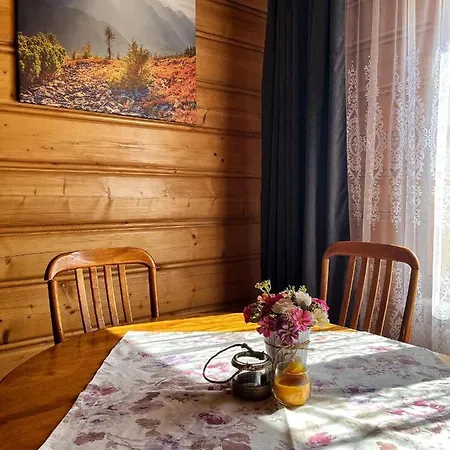 Jaworowe Izby Apartament *